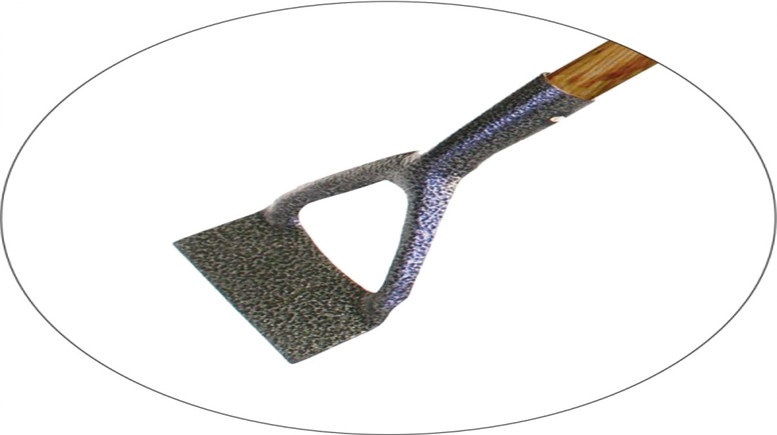 Ash Handle Dutch Hoe