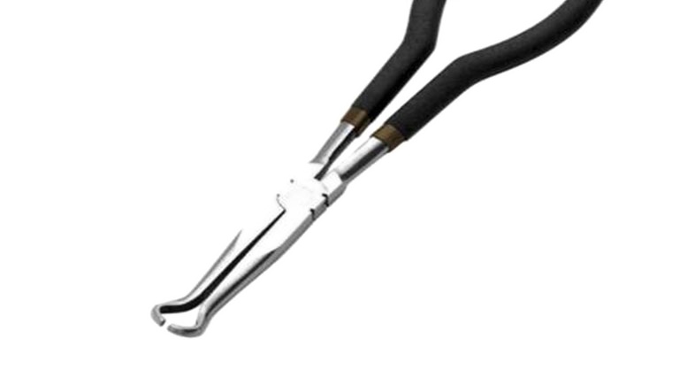 11" x 1/2" Diameter Hose Pliers 2