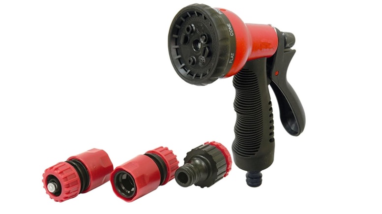 8 Dial Spray Gun + 3 Fittings 2