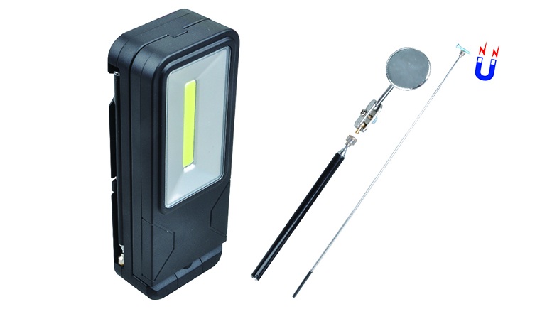 Work Lamp With Magnetic Tray and Tools 2